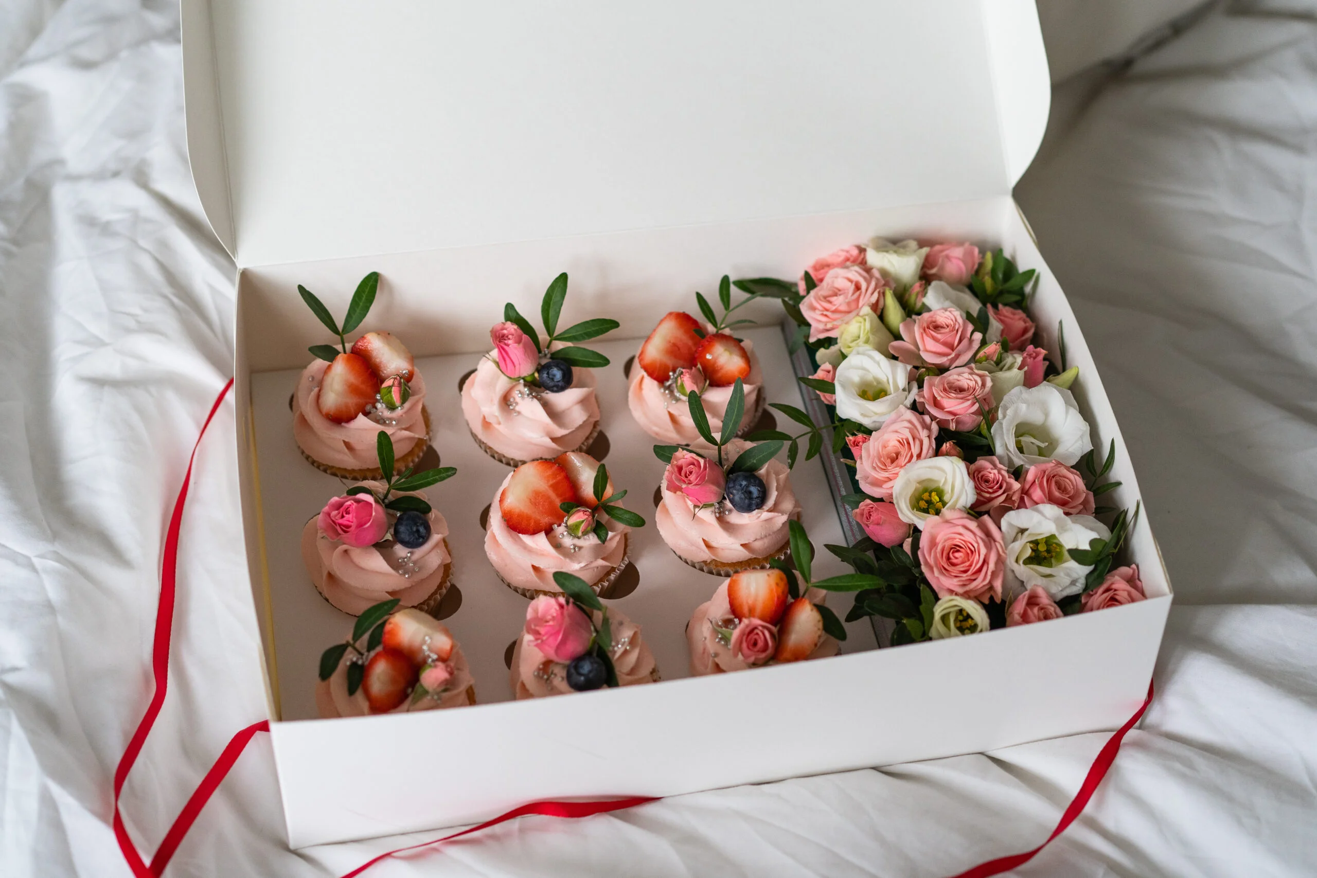 Why Are Cupcake Bouquet Boxes Packaging Important For Your Bakery Business?