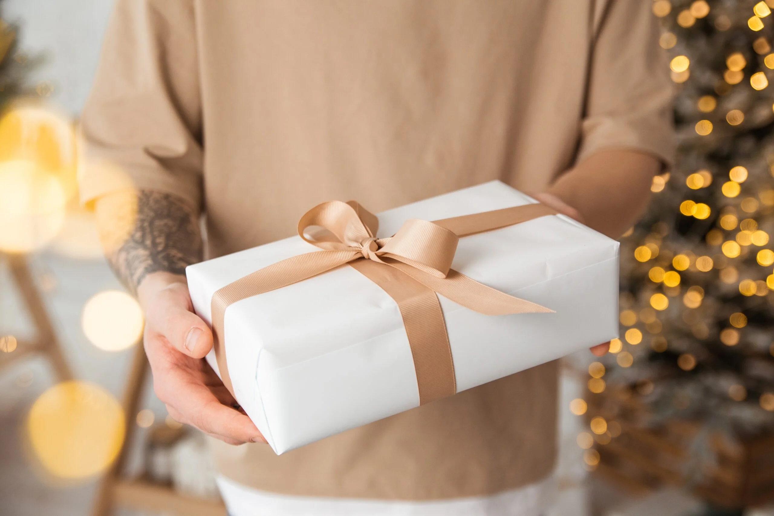 4 Ways To Uplift Your Gift Box Packaging