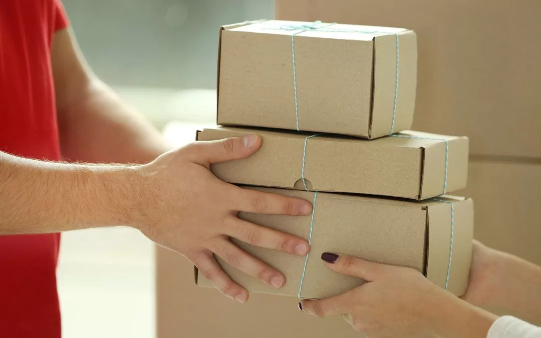 4 Reasons Why You Should Add Gift Box Packaging to Your Business