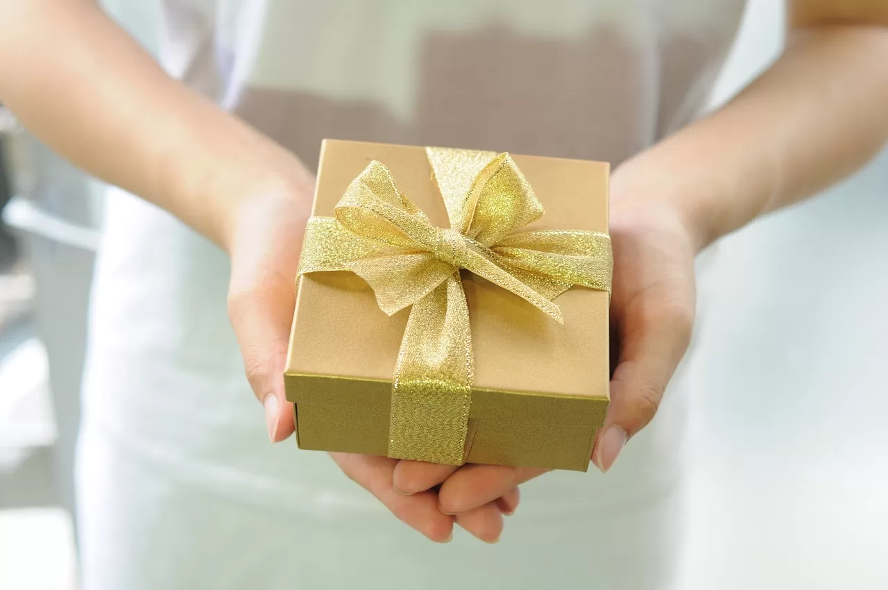 Custom Gift Packaging: Design Your Own Gift Box Today
