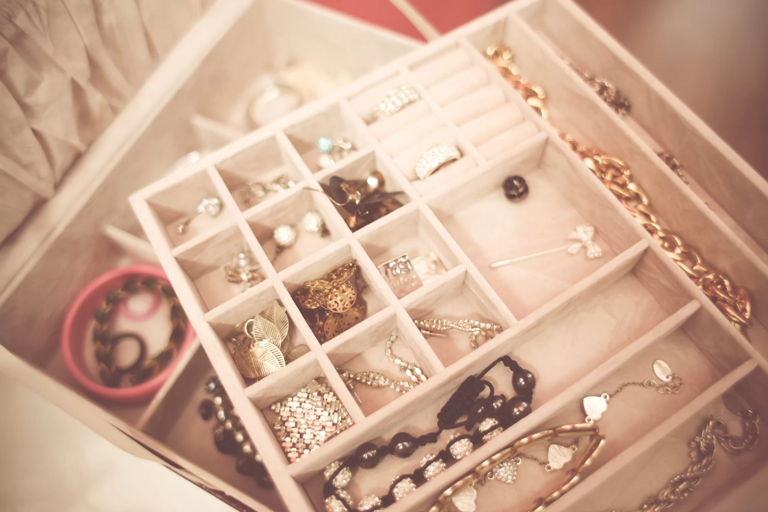 Storage Ideas For Jewellery: How to organise your jewellery box