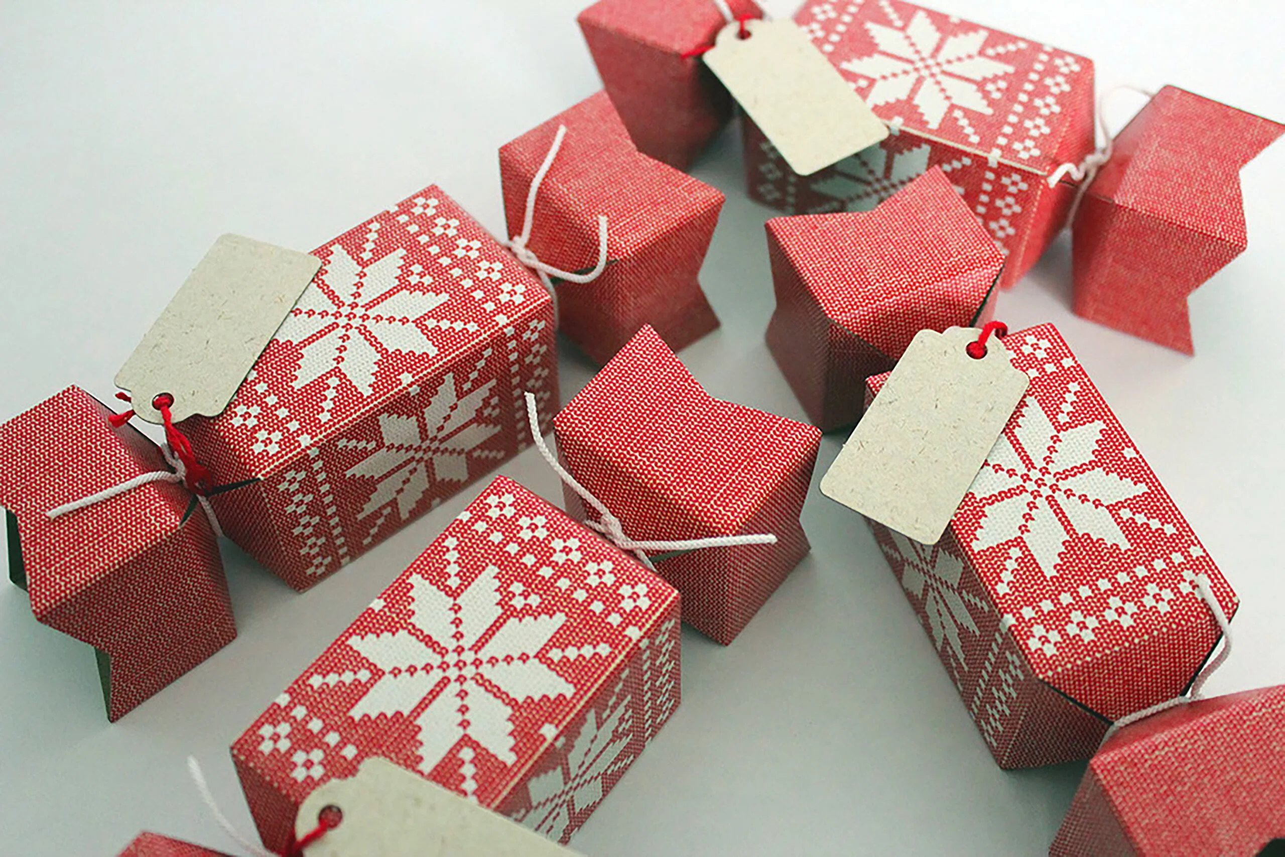 Festive Christmas Boxes for Gifts: Elevate Your Holiday Packaging